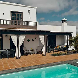 Casa Del Sol Naciente - Heated Pools - Wifi - Uk,be,nl,fr Tv Channels Playa Blanca (Lanzarote)